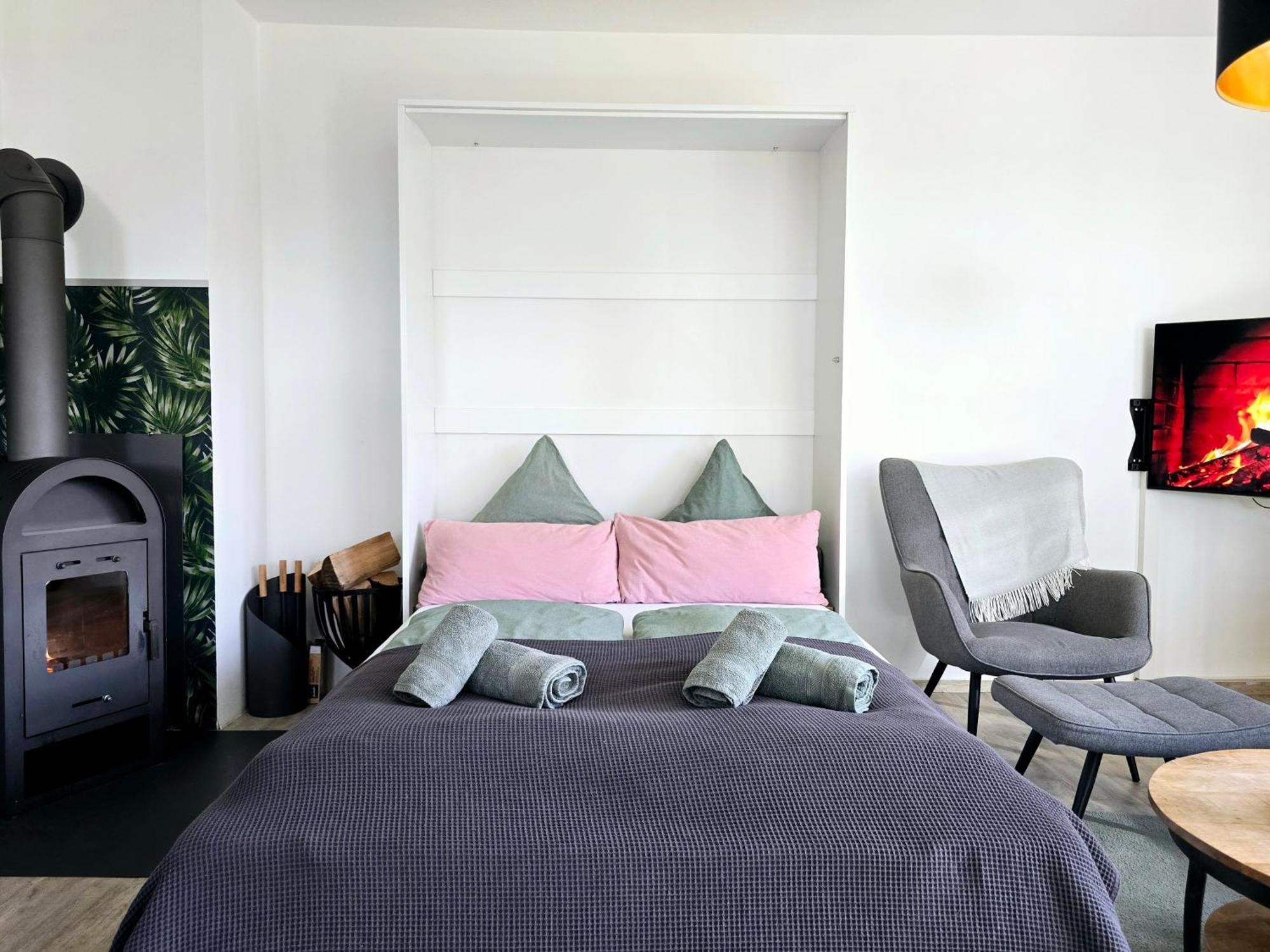Ferienwohnung Fuchsbau Mit Kamin & Terrasse & Hunde Winterberg Ngoại thất bức ảnh